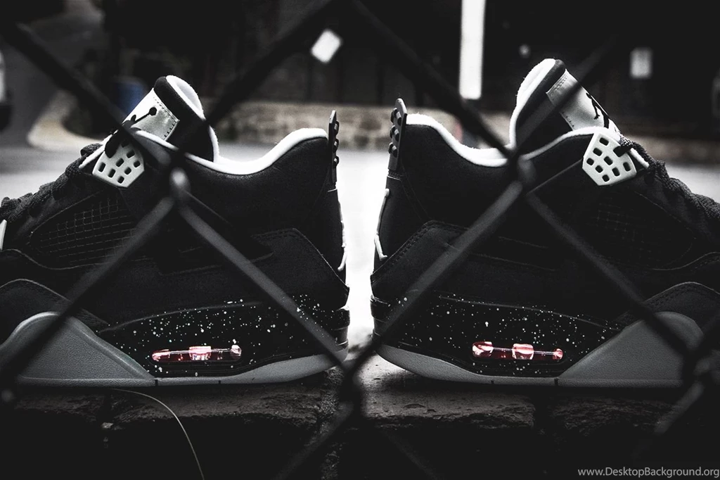 Coming Soon: Air Jordan Retro 4 “Fear Pack”