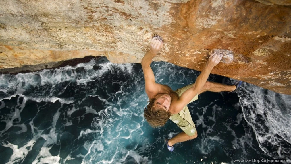 1366x768 Free Climber Wallpapers