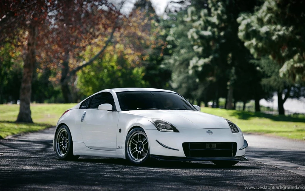 Nissan 350Z Convertible With Spoiler   Image