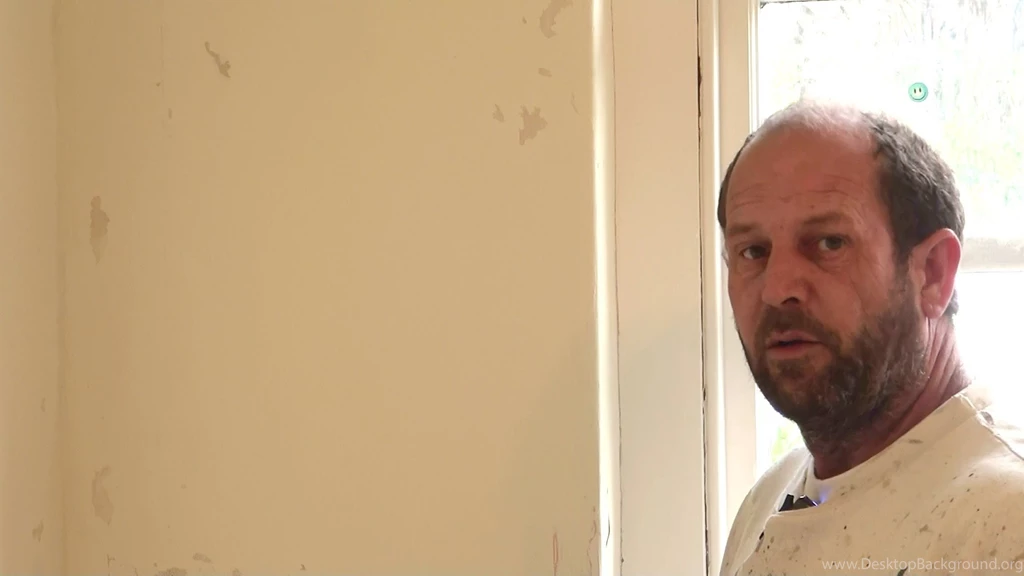 How To Remove Wallpapers Glue Or Paste (The Best & Easiest Way ...