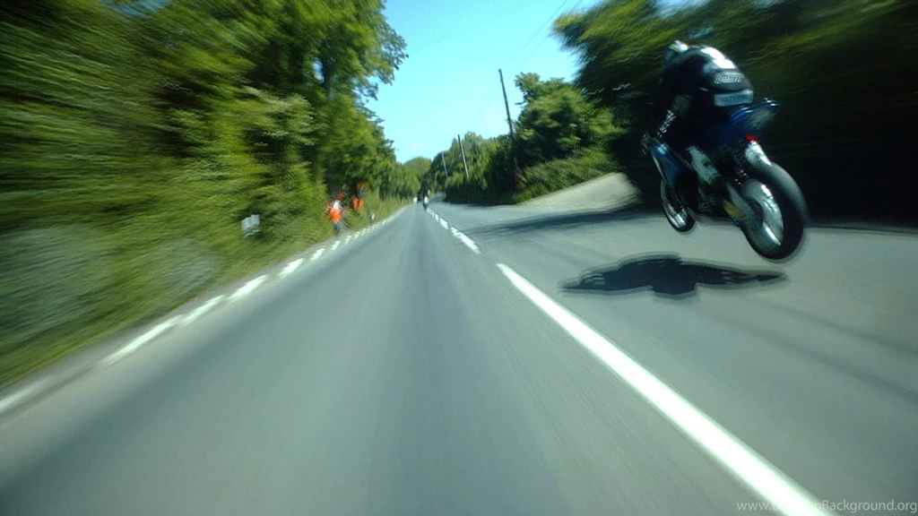 Guy Martin On A Superbike Mission! Isle Of Man TT 2014 On Bike ...