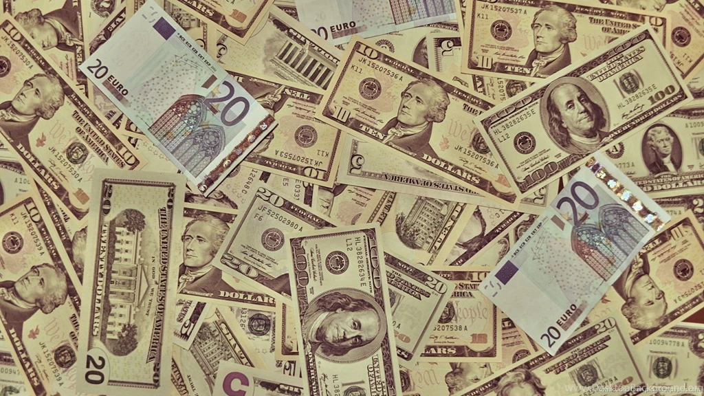 Download 1366x768 Floor Of Money Wallpapers
