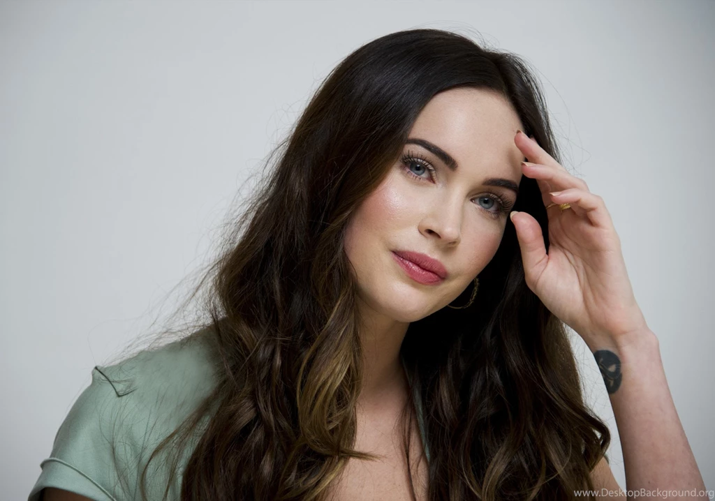 Hollywood Actress Megan Fox Wallpapers Best Hot Picture