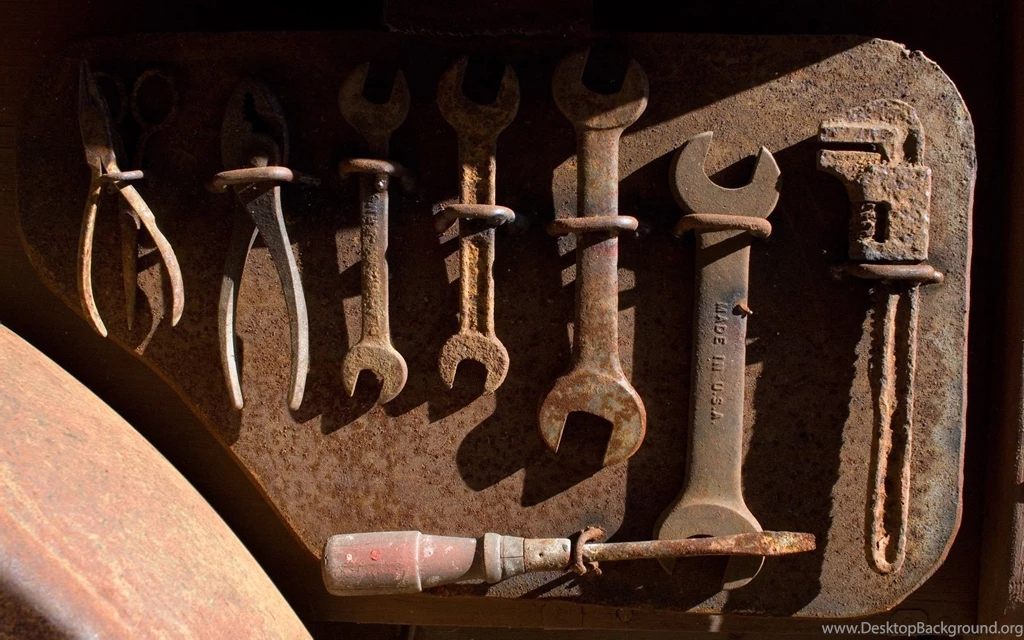 Tools Rusted Objects Wallpapers