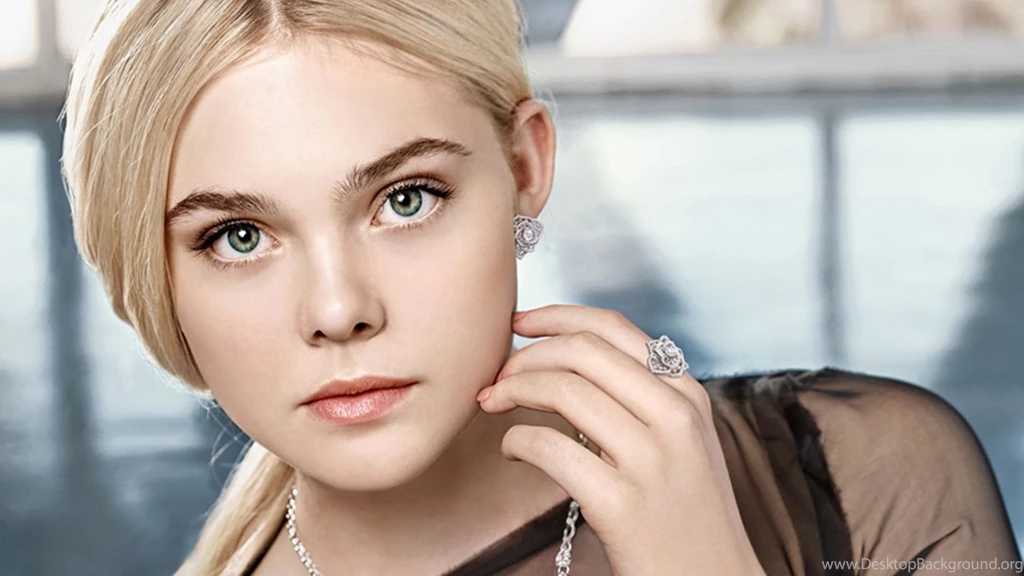 Elle Fanning Photos   CelebrityWallpapersHQ.Com