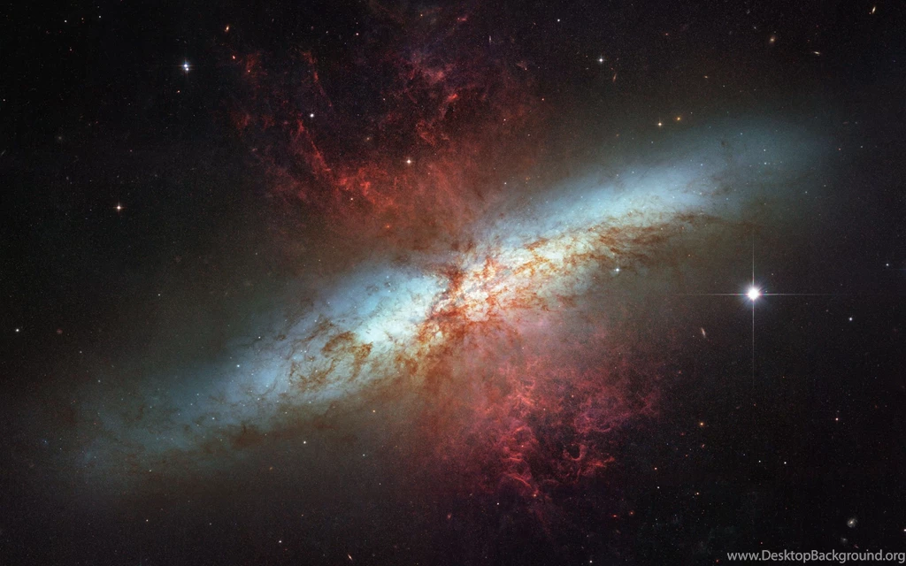 Starburst Galaxy Desktop Wallpapers