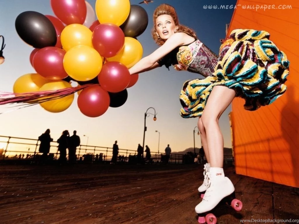 Kylie On Roller Skates! Roller Skating Wallpapers (24143703) Fanpop