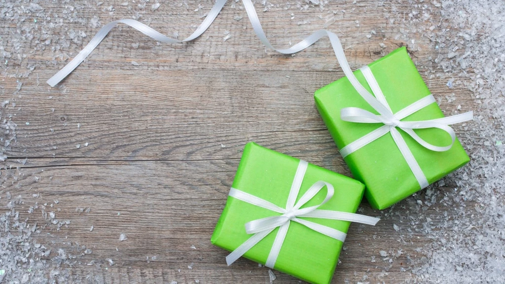 Wallpapers Snow, Gift, Box, New Year, Christmas, Ribbon, Two Green ...