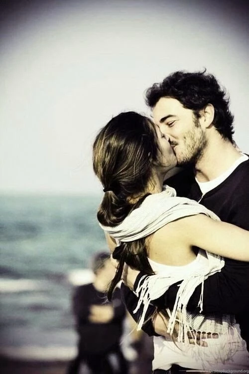 Love Hug Kiss   Loving Couple Mobile Wallpapers