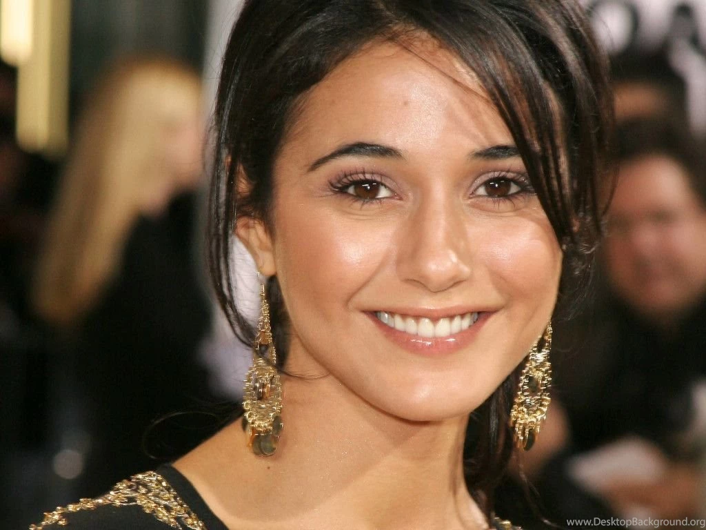 Cute Emmanuelle Chriqui Fashion Trend Women Wallpapers   HD ...