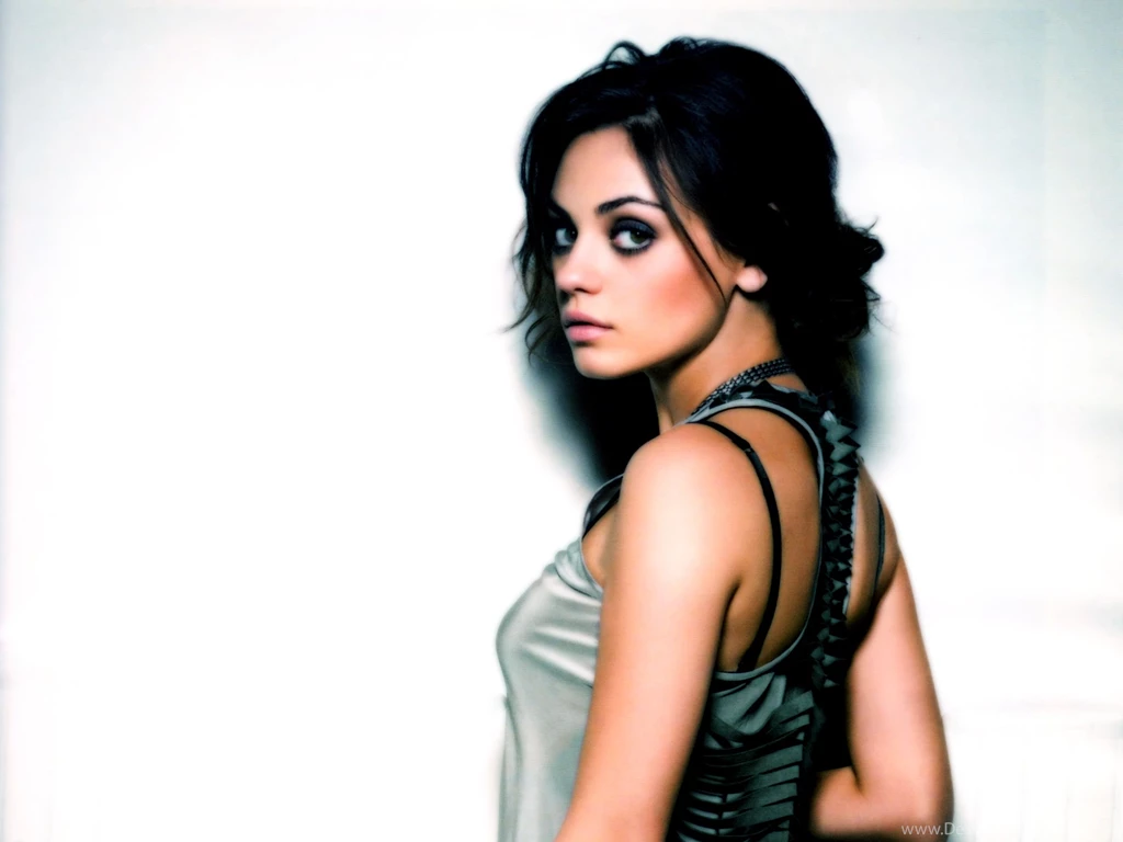 152 Mila Kunis HD Wallpapers