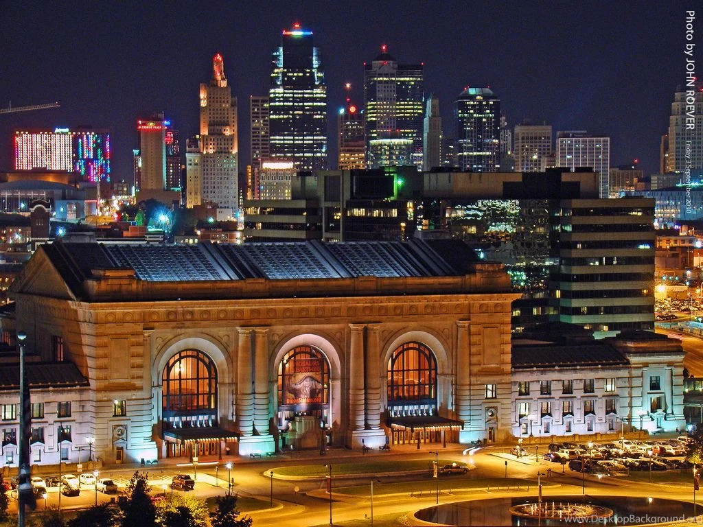 Union Station & KC Skyline At Night, 3 Sept 2010