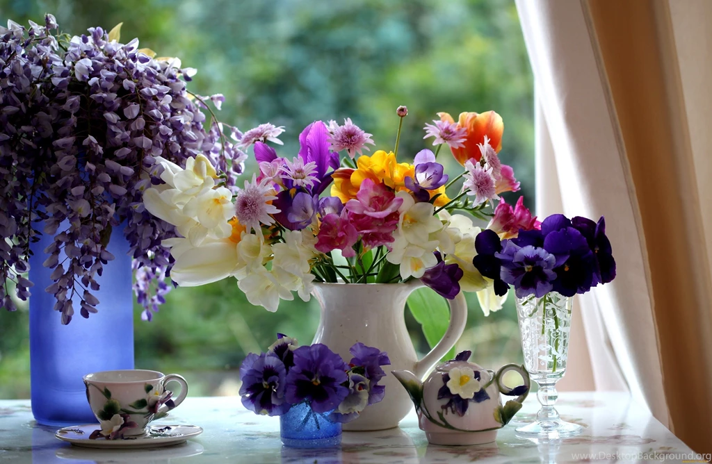 Beautiful Flowers In A Vase Viola (violet, Pansy) Wallpapers And ...