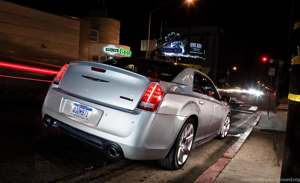 Chrysler 300C Custom Interior   Image