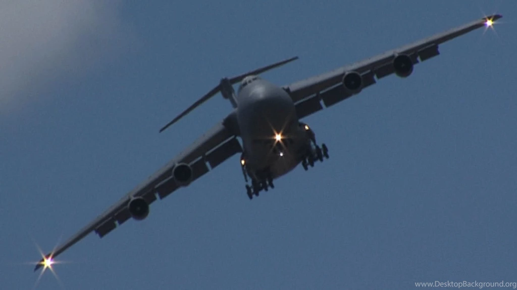 Awesome Lockheed C 5 Galaxy Flyby At Vertical Challenge YouTube