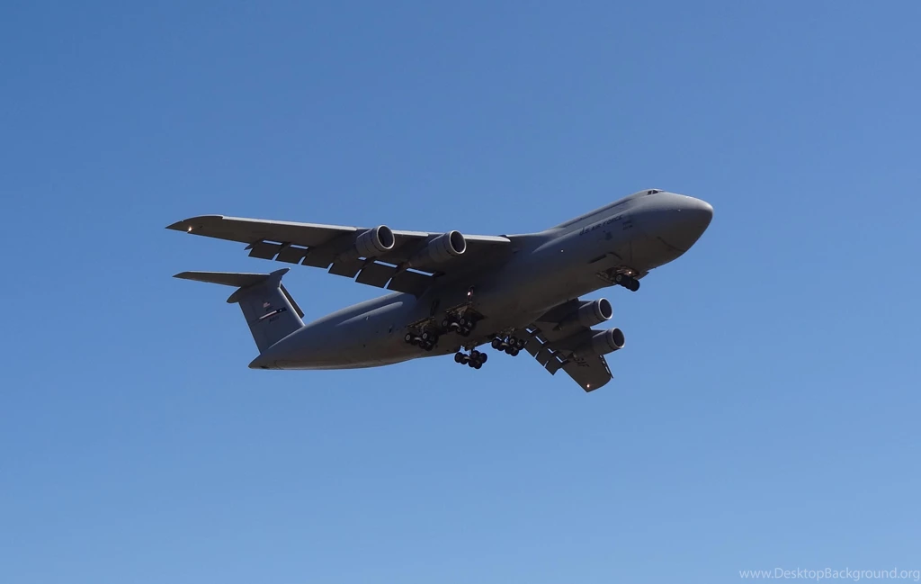 C 5 GALAXY COMING IN WALLPAPER (