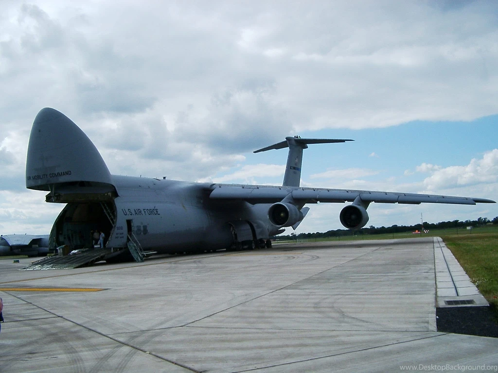 C 5 Galaxy (Various) Walk Around Page 1