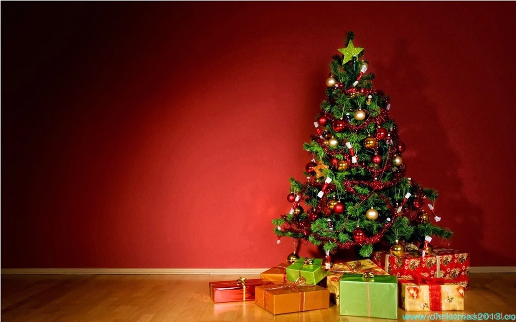 Christmas Tree Wallpapers HD Pictures