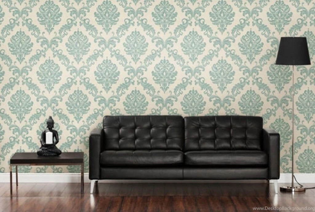 30 Elegant And Chic Living Rooms With Damask Wallpapers