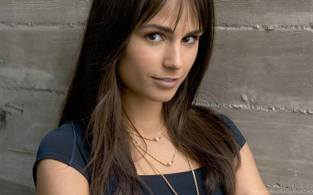 Jordana Brewster Profile