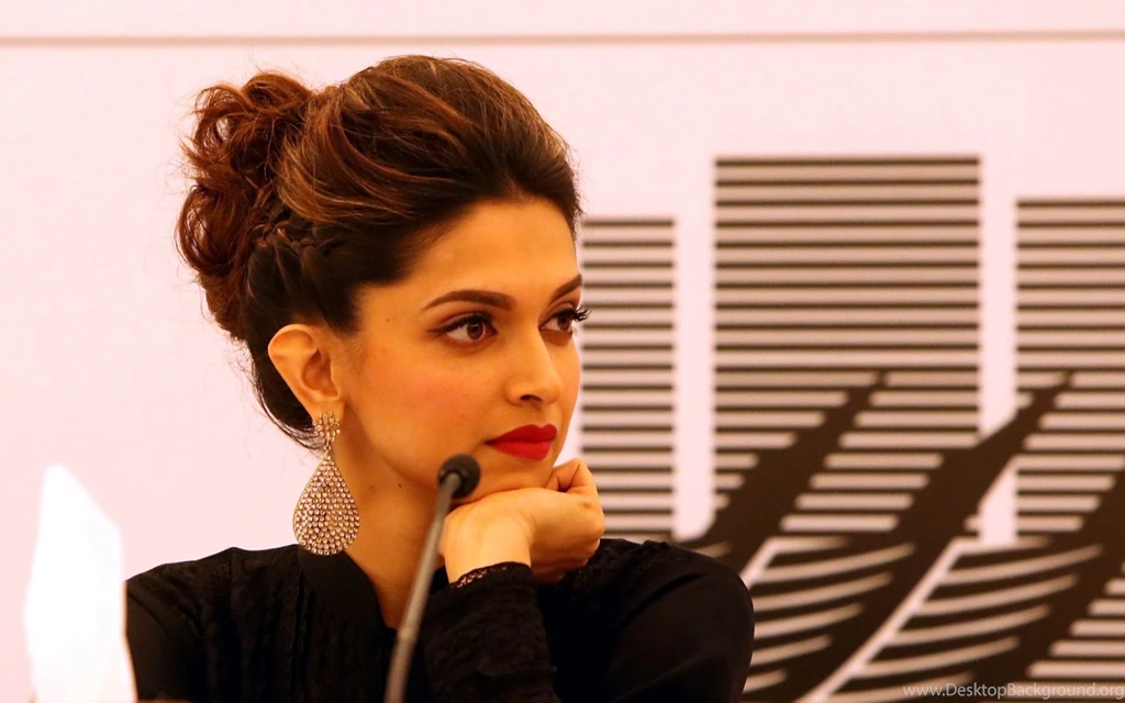Deepika Padukone Gorgeous HD Wallpapers