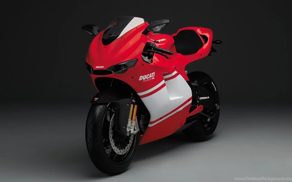 Download Ducati Desmosedici Fast Motorcycles Desktop Wallpapers ...