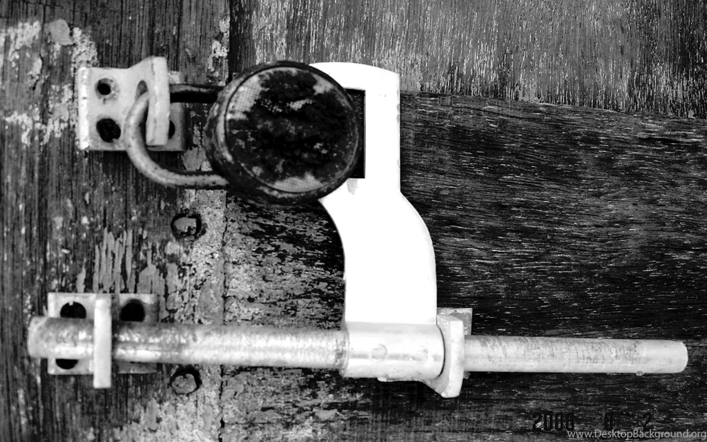 Computer Widescreen Wallpaper, Lock