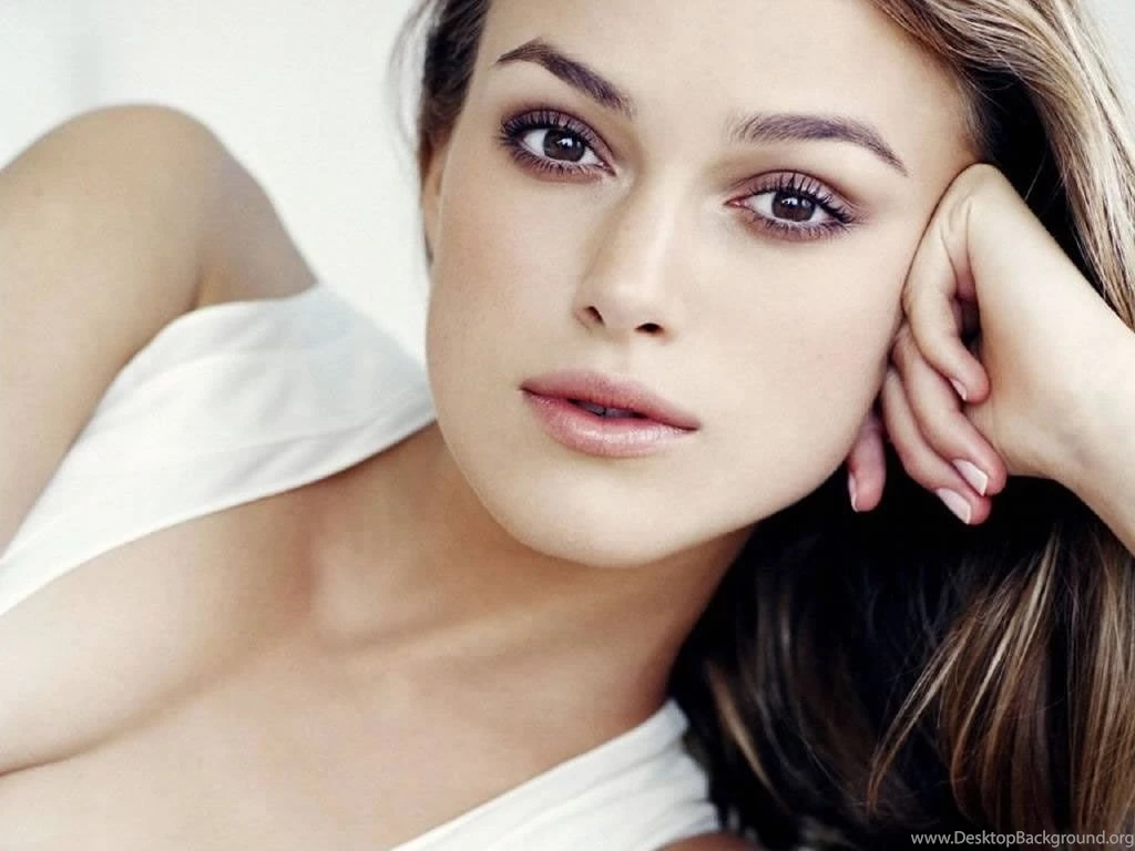 Keira knightley wallpaper beautiful face.jpg