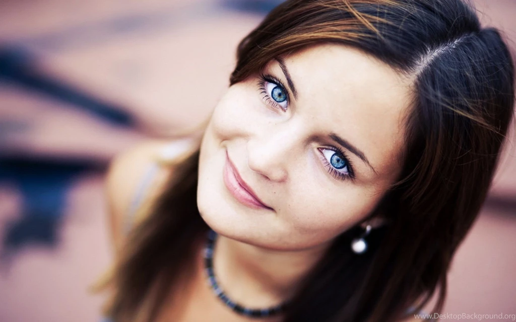 1600x1280px Pretty Girls More Wallpapers