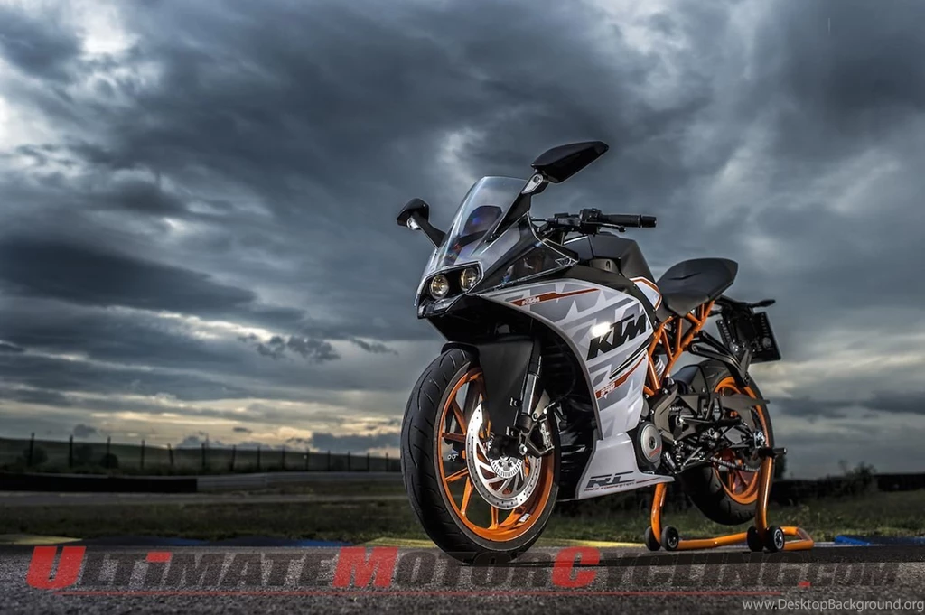 2015 KTM RC390 Photo Gallery