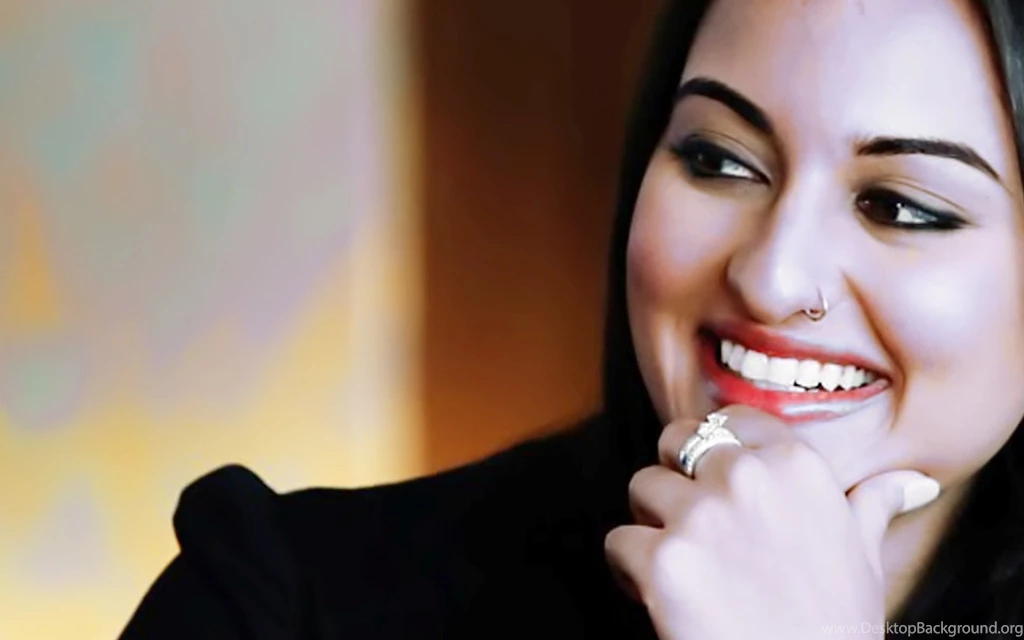 Sonakshi Sinha Wallpapers