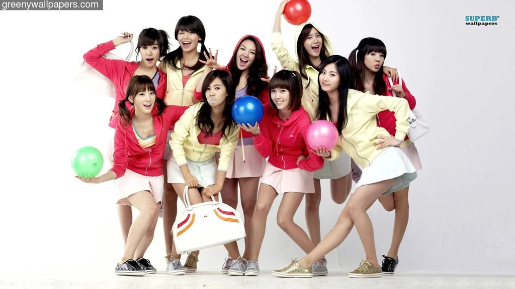 Taeyeon Girls Generation 1366x768 Wallpapers