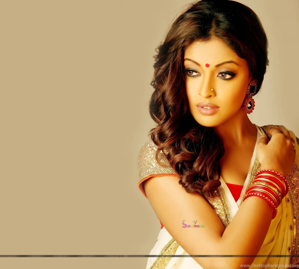 21 Tanushree Dutta Hot Wallpapers For Desktop PC