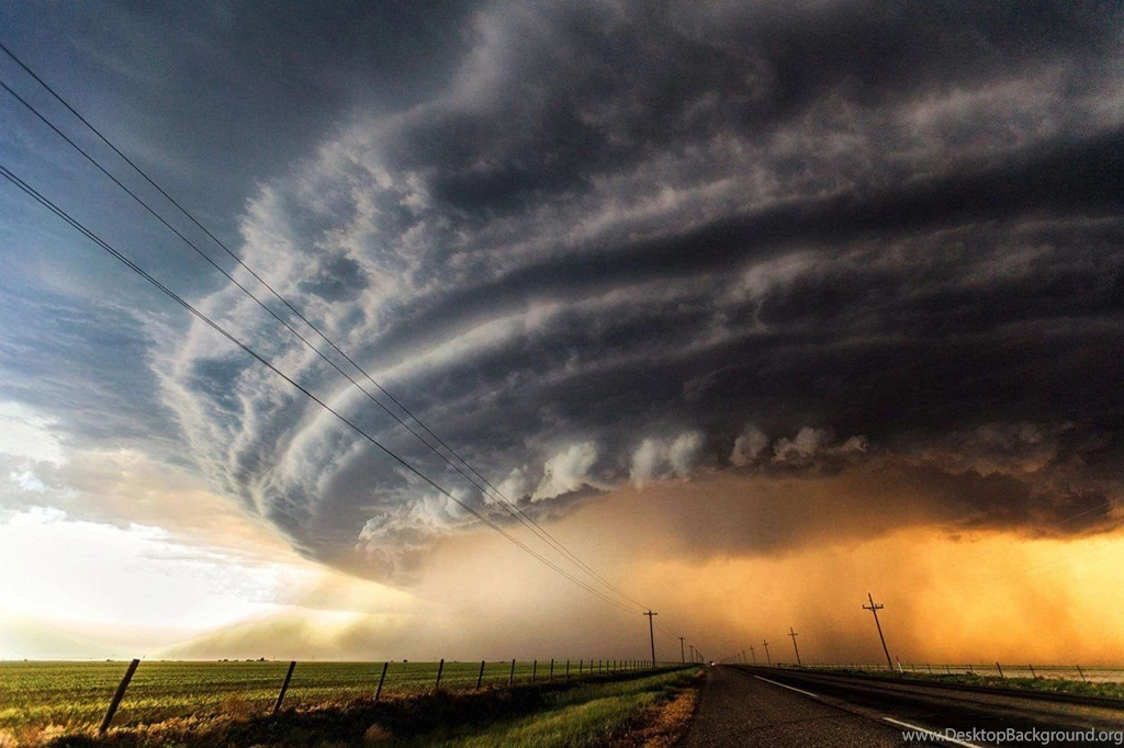 Wallpapers Weather Clouds Tornado Rain Cyclone Flashlights Awesome ...