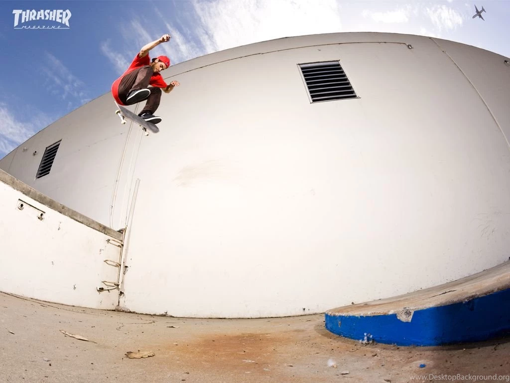 Thrasher Magazine   July 2010 Wallpapers