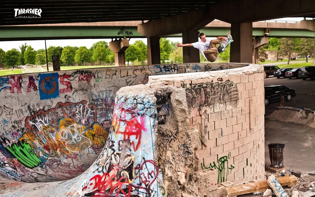 Thrasher Magazine   September 2010 Wallpapers