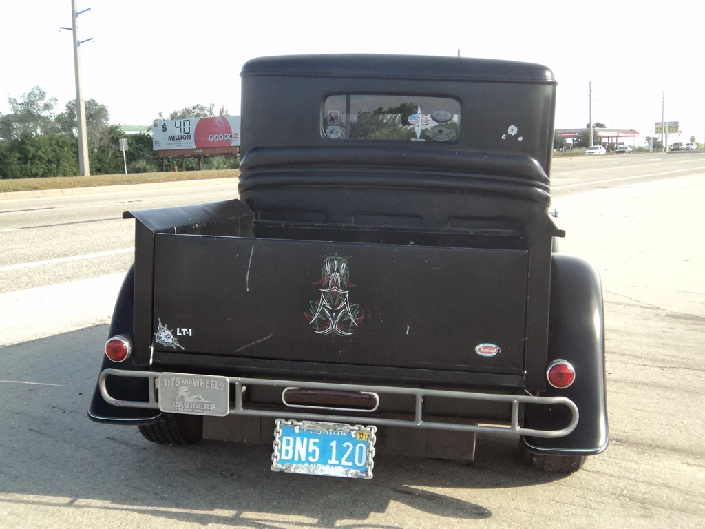 1932 Ford Pickup Hotrod Hot Rod Custom Old School Blach Primer USA ...