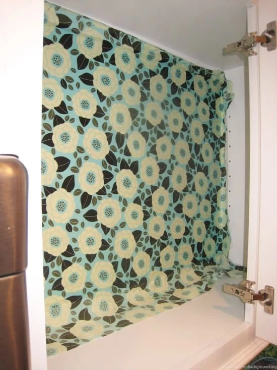 Little Green Notebook: Fabric As Wallpapers (in The Kitchen)