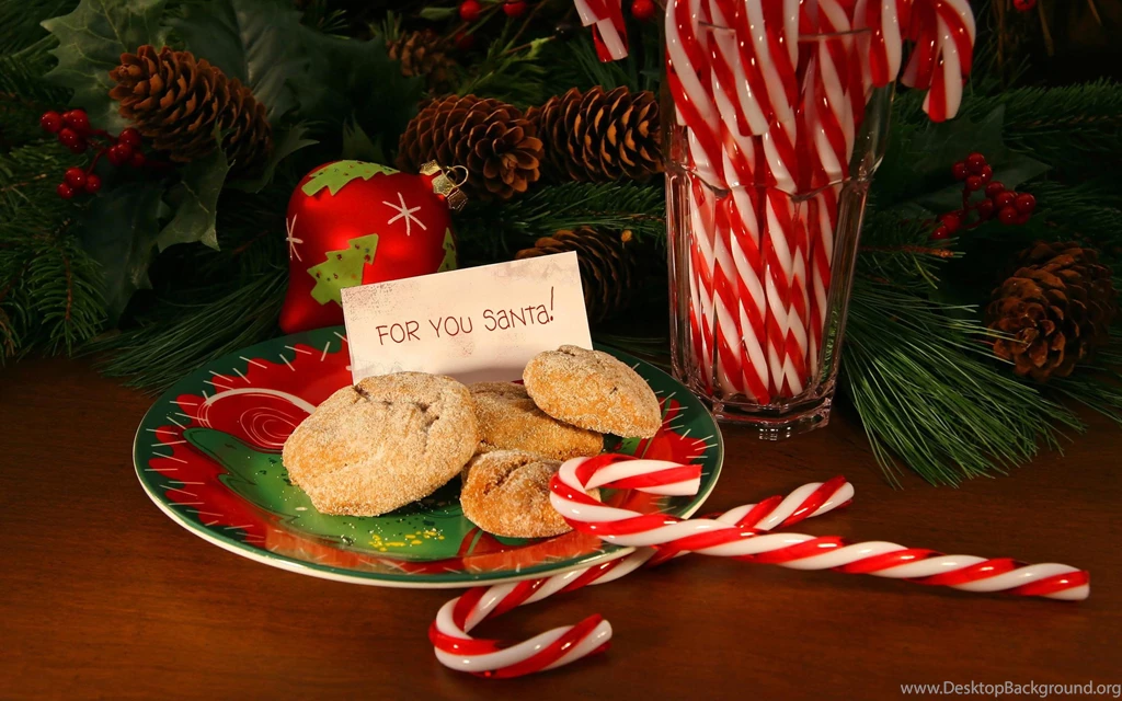 Free Delicious Cookies For Santa Claus Computer Desktop Wallpapers