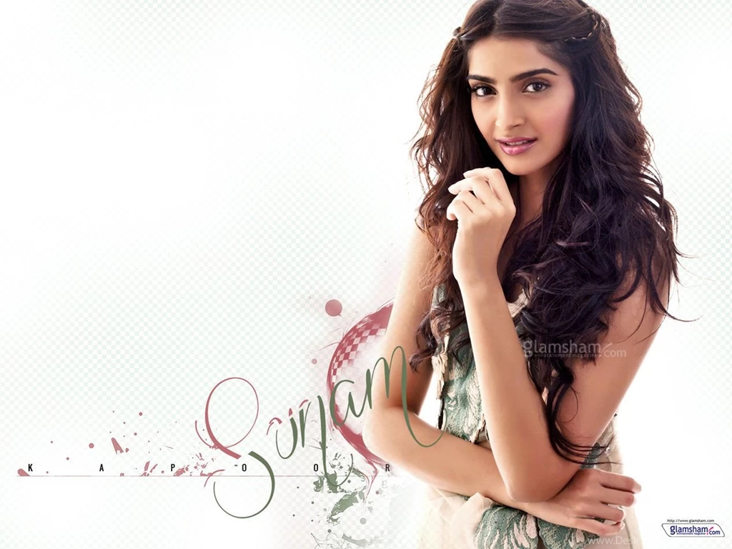 Sonam Kapoor High Resolution Image 56170   Glamsham.