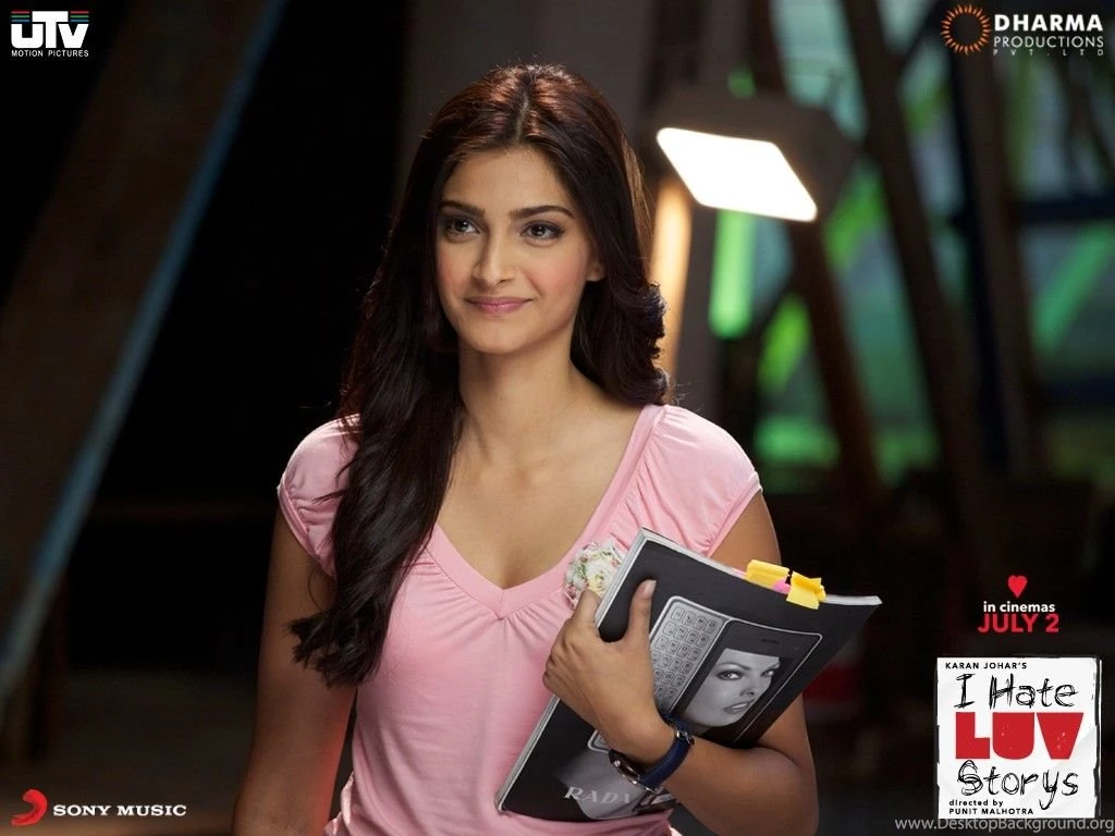 Sonam Kapoor In I Hate Luv Storys Wallpapers