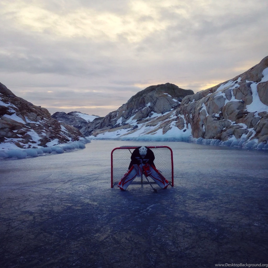Mountaintop Pond Hockey (xpost From /r/pics) : Hockey