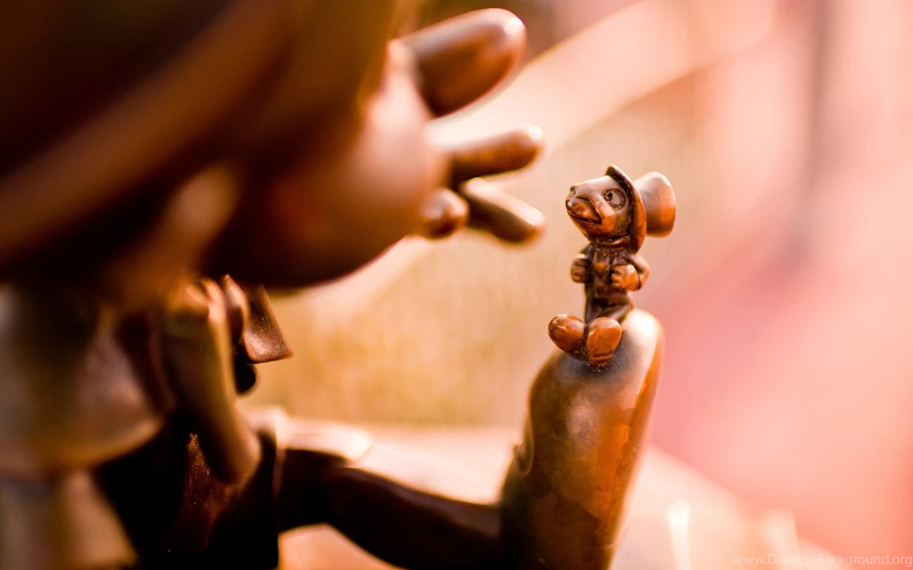 Pinocchio Jiminy Cricket Macro Statue Disney Hd Wallpapers Wallpapers