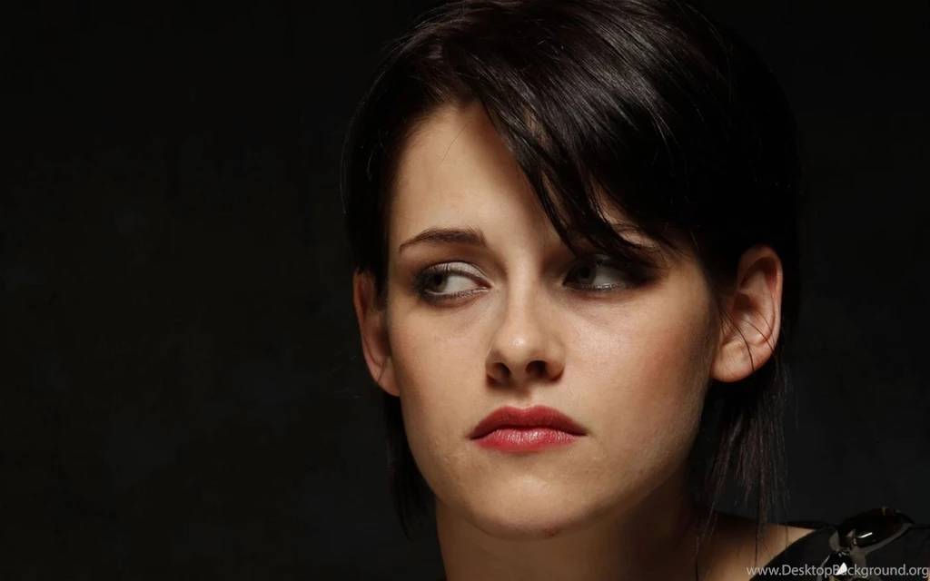 Kristen Stewart Desktop Wallpapers Hd   1662890