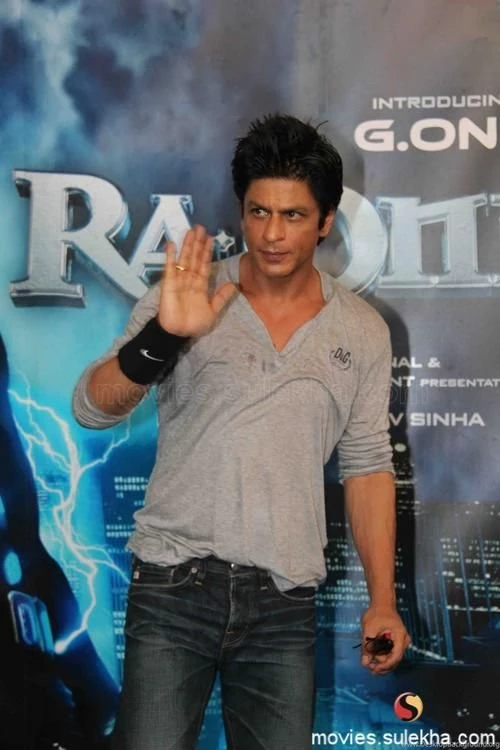 Page 1 Of Shahrukh Khan Unveils Ra.One Theatrical Promo, Shahrukh ...