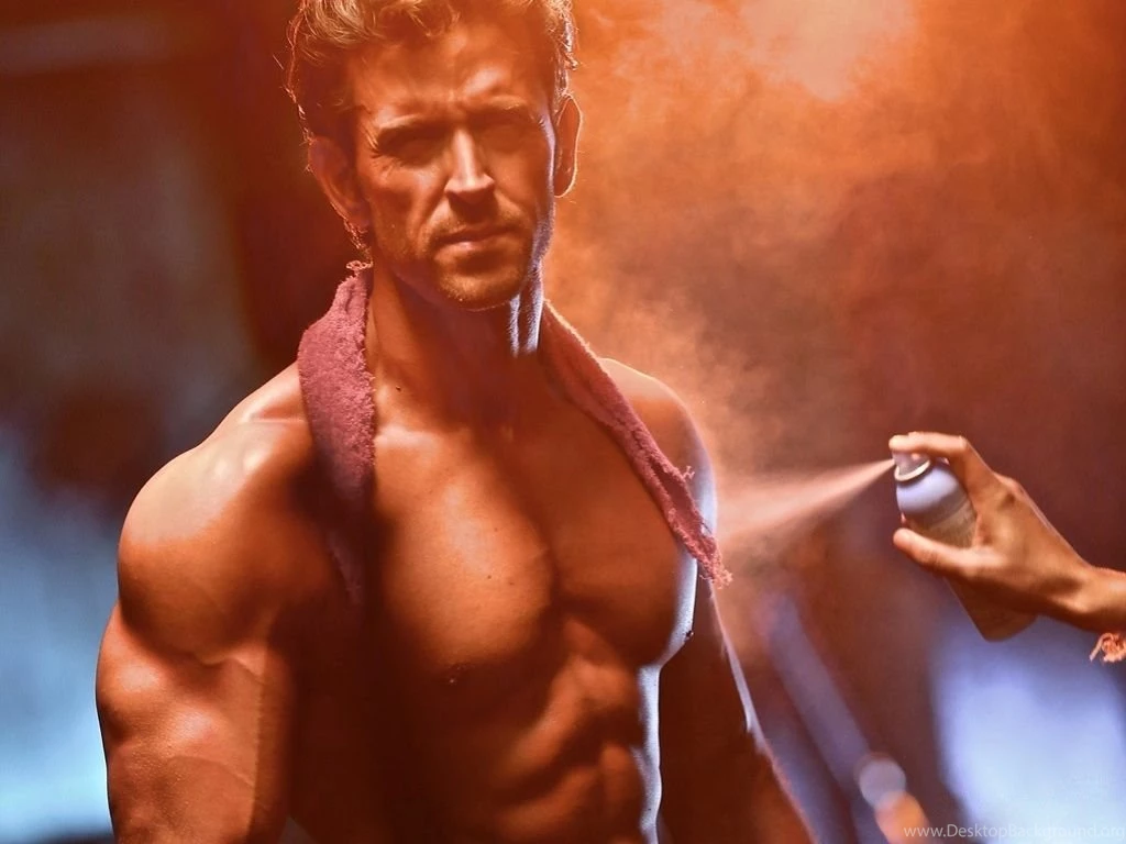 Hrithik_roshan_six_pack_hd_wallpaper_85099294.jpg
