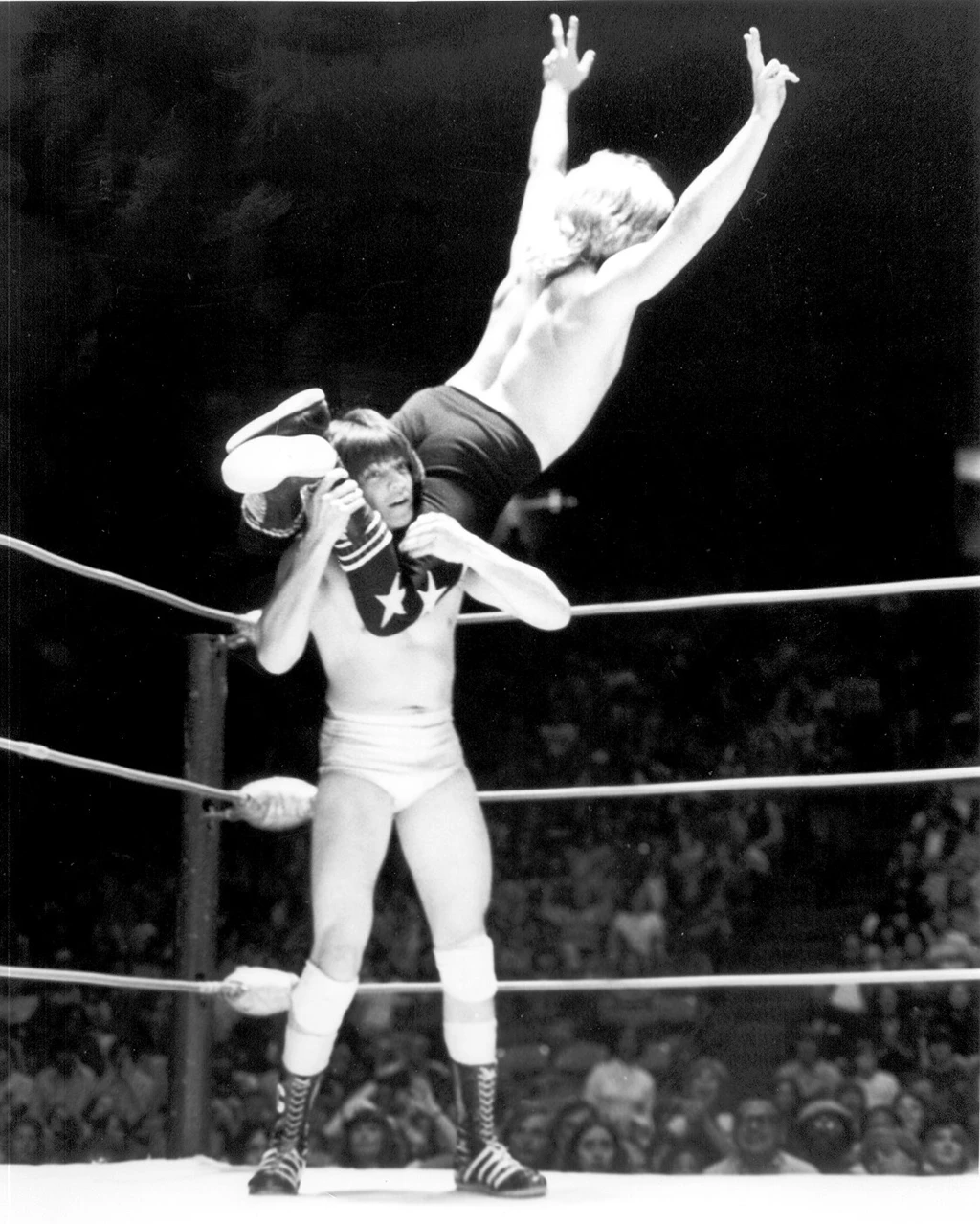 Wallpapers Headscissors Ken Does An American Head Scissors At Rupp ...
