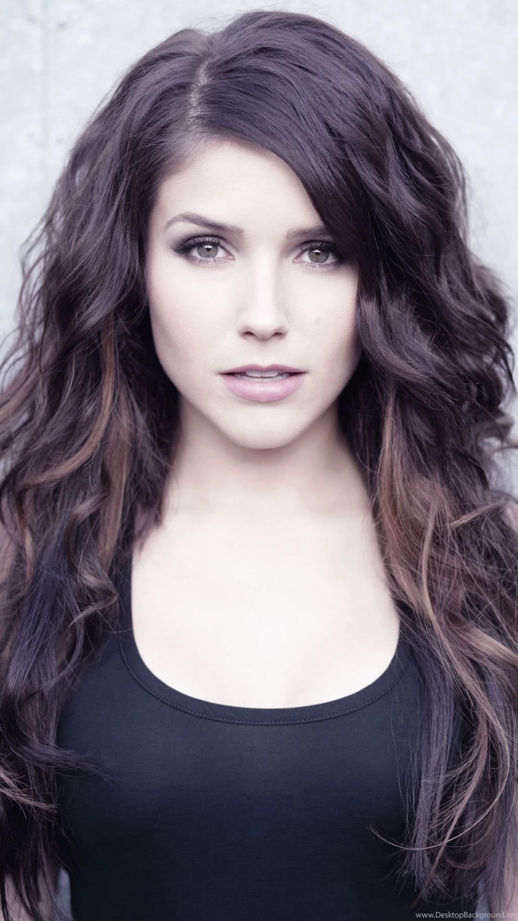 Sophia Bush Mobile Wallpapers 7275