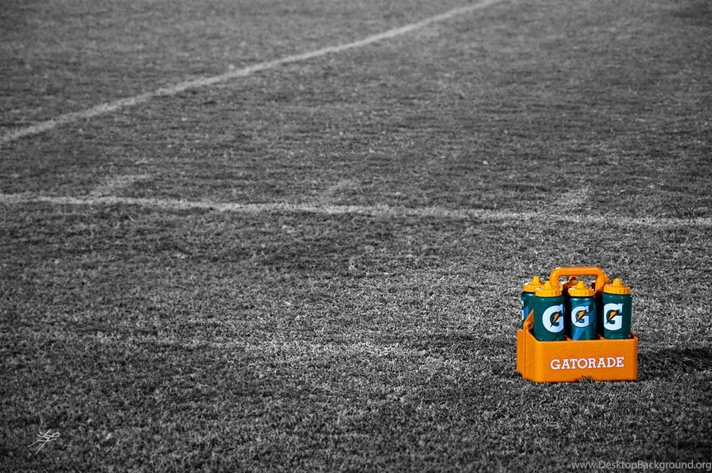 Black Football Field (id: 74942) – BUZZERG