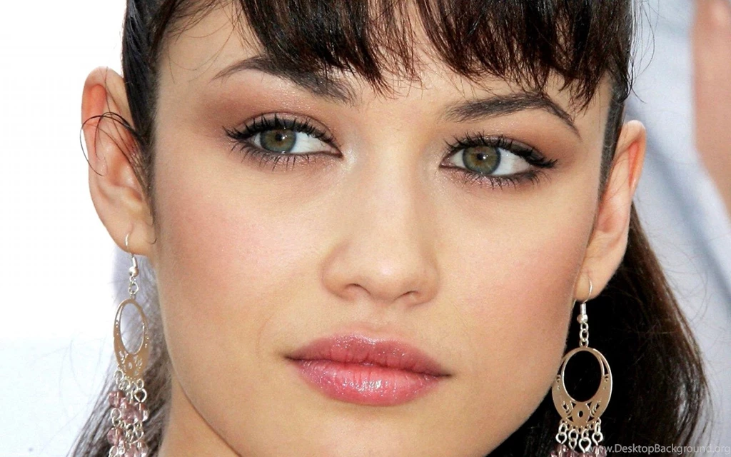 Olga Kurylenko Wallpapers
